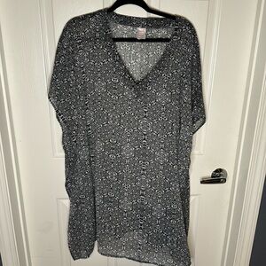 Black/White swim cover tunic